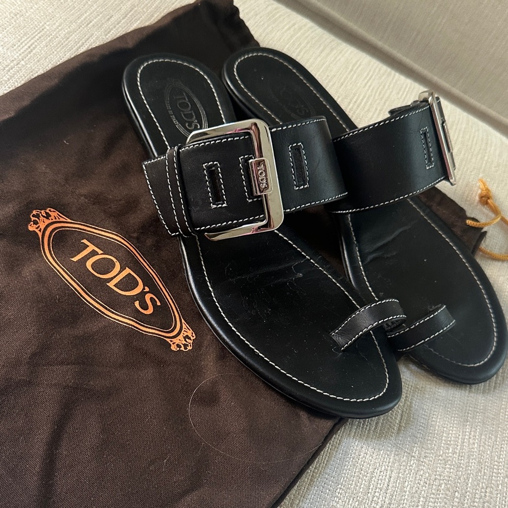 Tod's Black Leather Men's Sandals